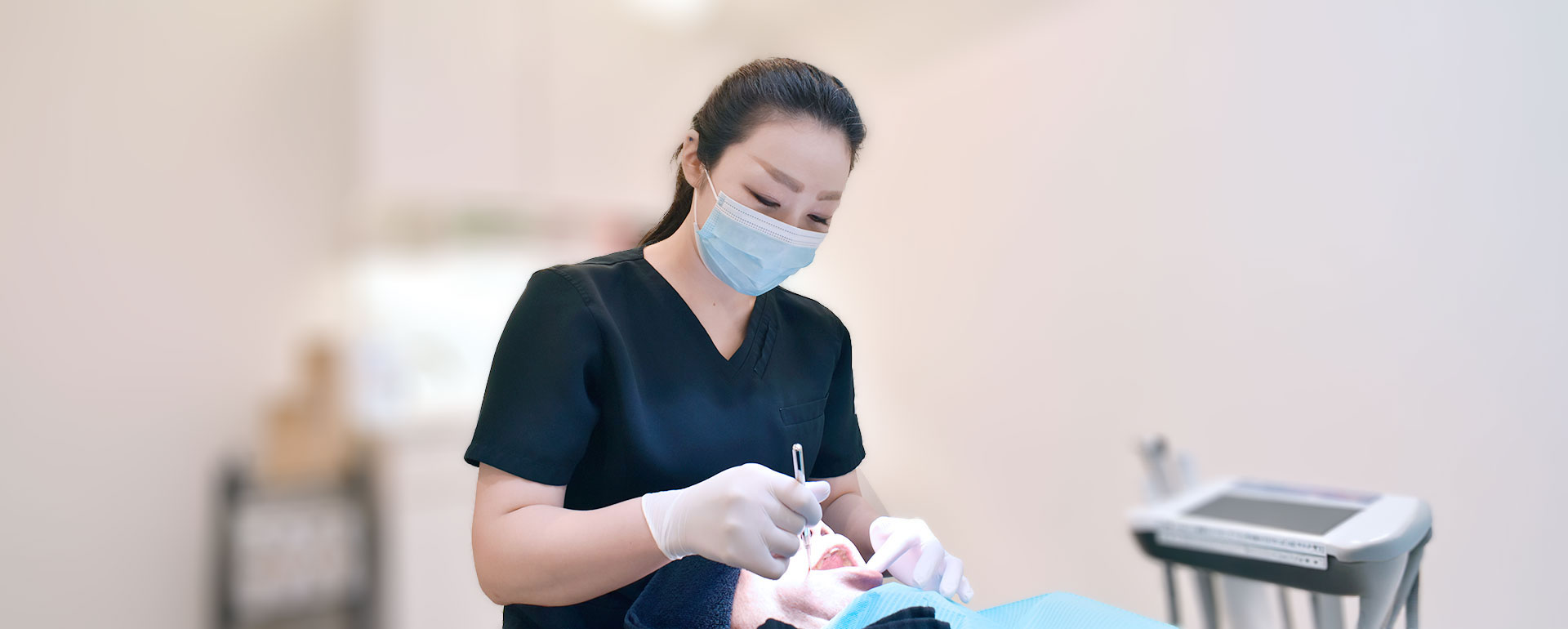 女性歯科医師による、お口周りのトータル審美・矯正歯科